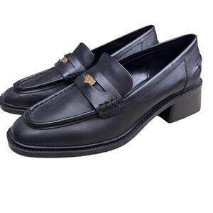Vince Camuto Erinesa Black Leather 2” Block Heel Loafers Gold Coin Crest 7M NEW